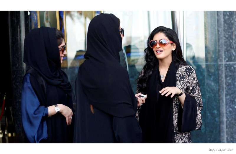 من هم اغني نساء في الشرق الاوسط؟