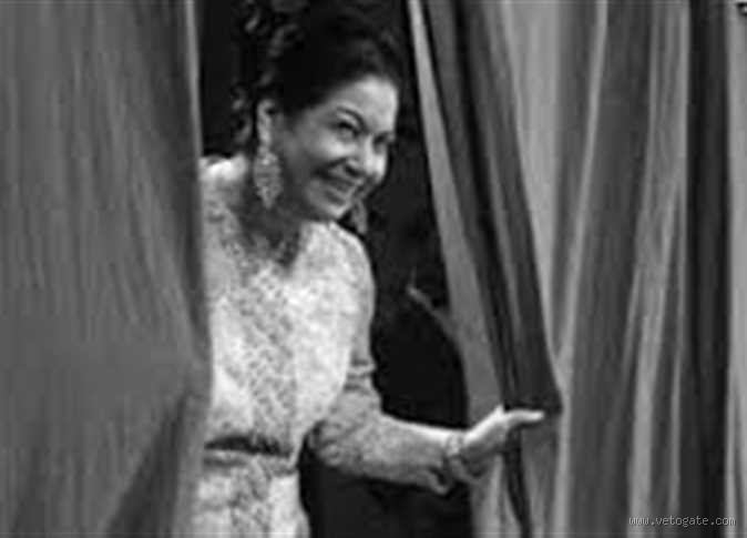 هل نجحت أم كلثوم في التمثيل؟