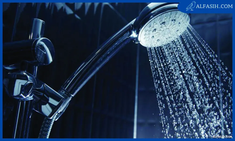 هل يجب الاغتسال عند نزول سائل شفاف؟ الجواب قد يفاجئك