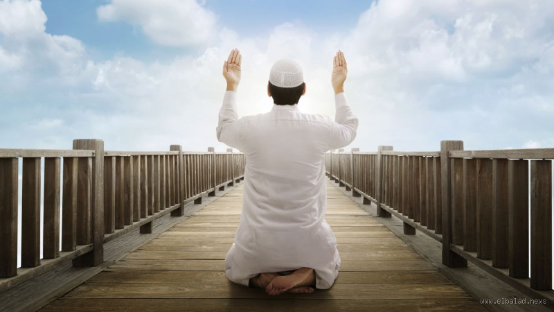 هل الذنوب تمنع قبول الصلاة؟