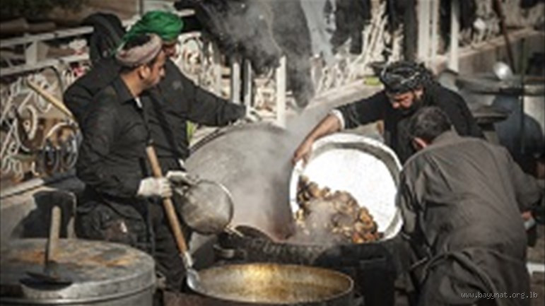 هل يجوز الأكل من ثواب الحسين؟ تفسير ورأي ديني