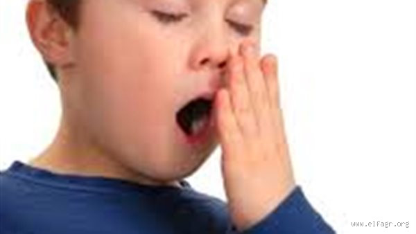 ما الحكمة من تغطية الفم عند التثاؤب؟