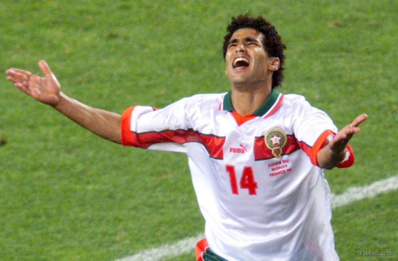 من هو اللاعب العربي الذي سجل أكثر أهداف في كأس العالم؟