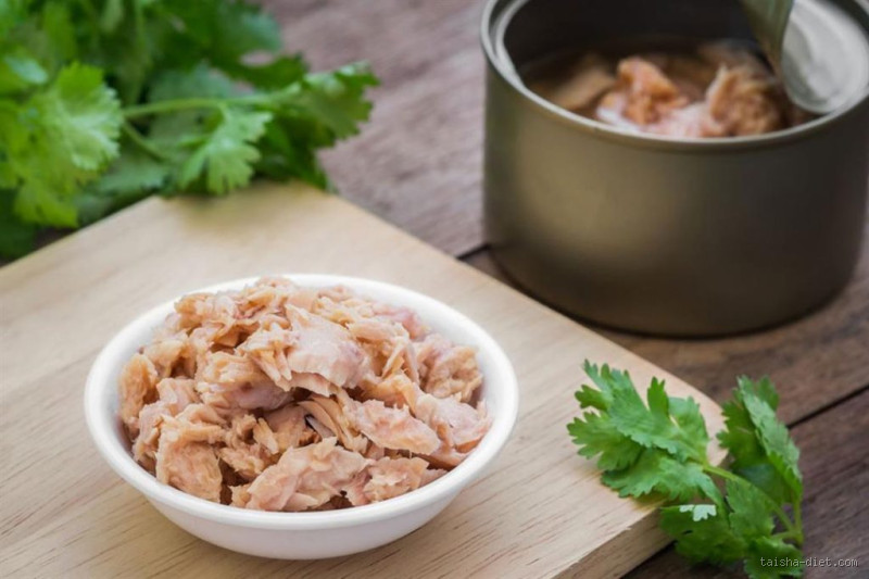 هل أكل التونة ليلاً يزيد الوزن؟ اكتشف الحقيقة!