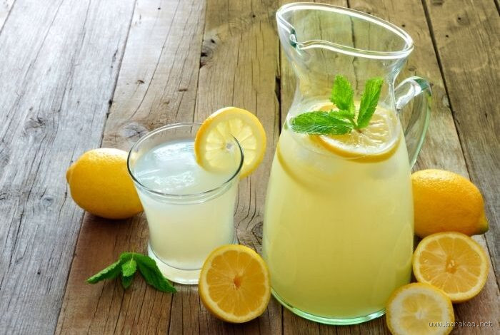 هل الليمون يزيد الوزن أم ينقصه؟ الحقيقة وراء هذا السؤال