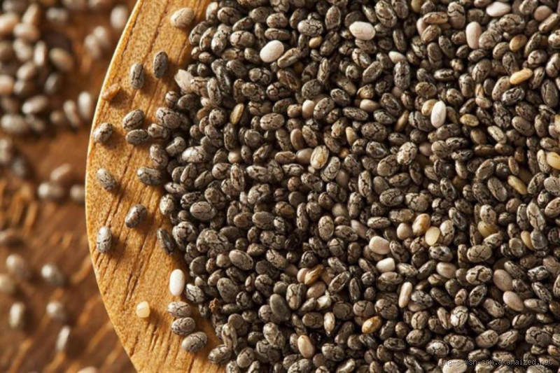 هل السمسم يسبب انتفاخ البطن؟ الحقيقة وراء البذور الصغيرة