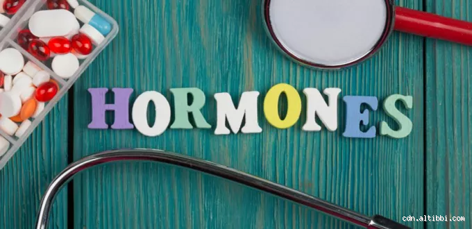 هل تغير الهرمونات يسبب نزول دم؟ تعرف على الإجابة الشافية